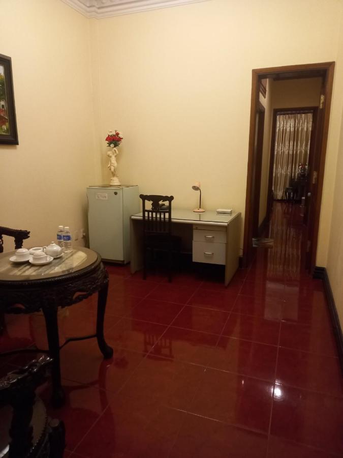 Lucky Central Hotel & Travel Hanoi Exterior photo