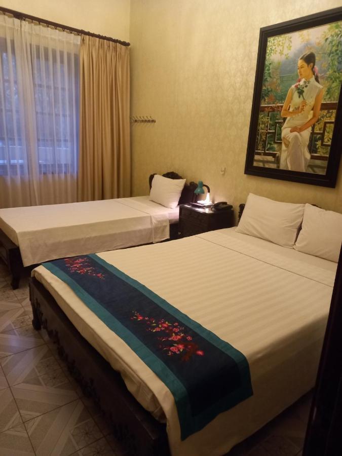 Lucky Central Hotel & Travel Hanoi Exterior photo