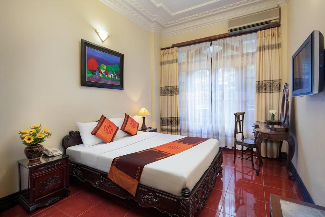 Lucky Central Hotel & Travel Hanoi Exterior photo
